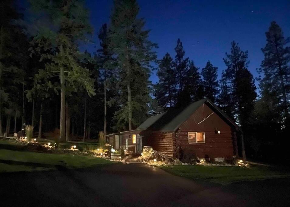 Little In The Woods. Holiday home